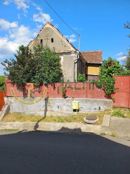 Casă cu teren 1.647 mp de vânzare - Hașag, Sibiu