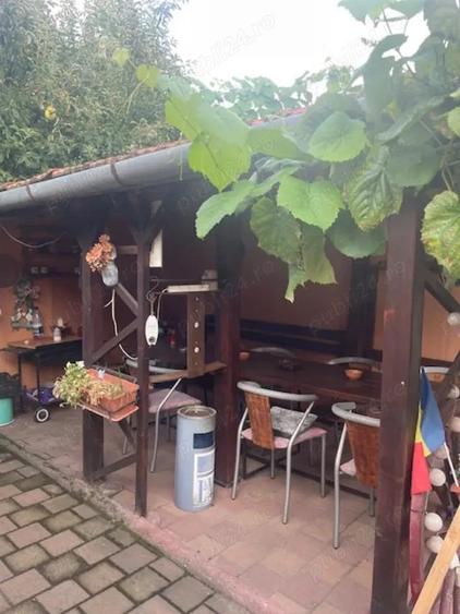 Vand casa cocheta , zona linistita , str.Xenopol - 8