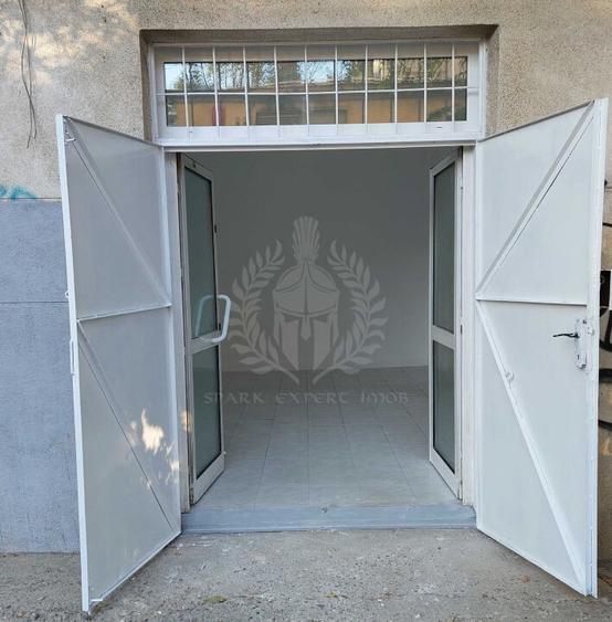 // SPATIU COMERCIAL//35 mp// CARAIMAN// - 6