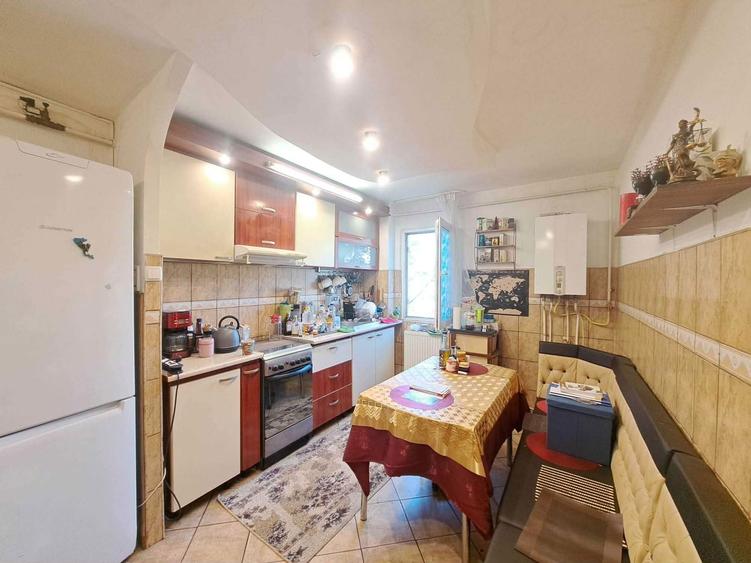 Podu Ros-Sens Giratoriu Ap. 2cam 53 mp,bloc fara risc,et.intermediar. - 2