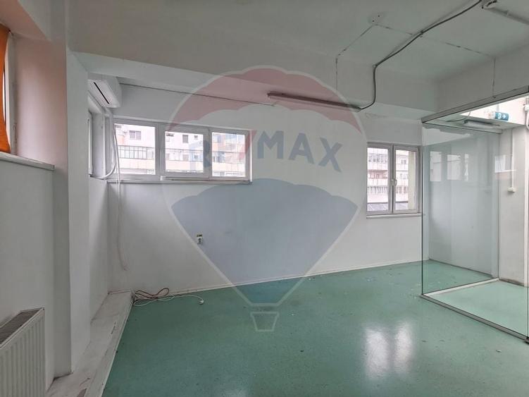 Spatiu comercial 17 mp de inchiriat - 3