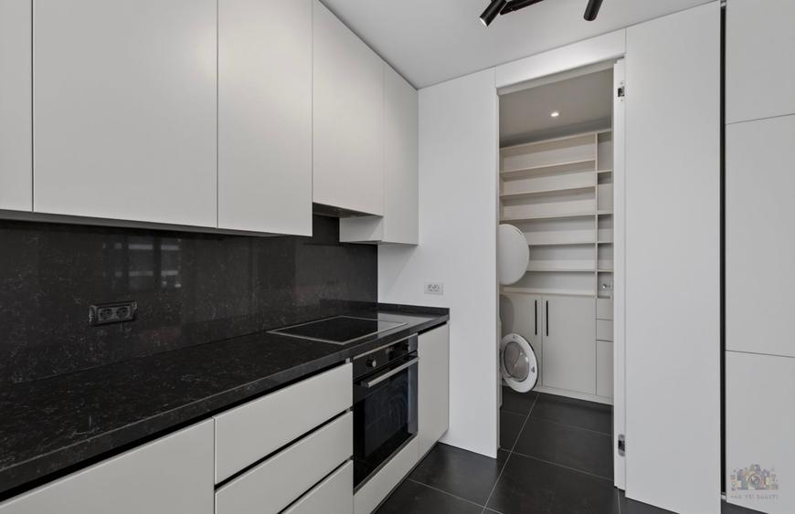 APARTAMENT GENEROS 2 TRANSFORMAT DIN 3 CAMERE | ONE - 9