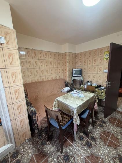 Vand Apartament cu 2 camere - 3