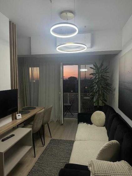 Apartament cu 2 camere semidecomandat în Aradului