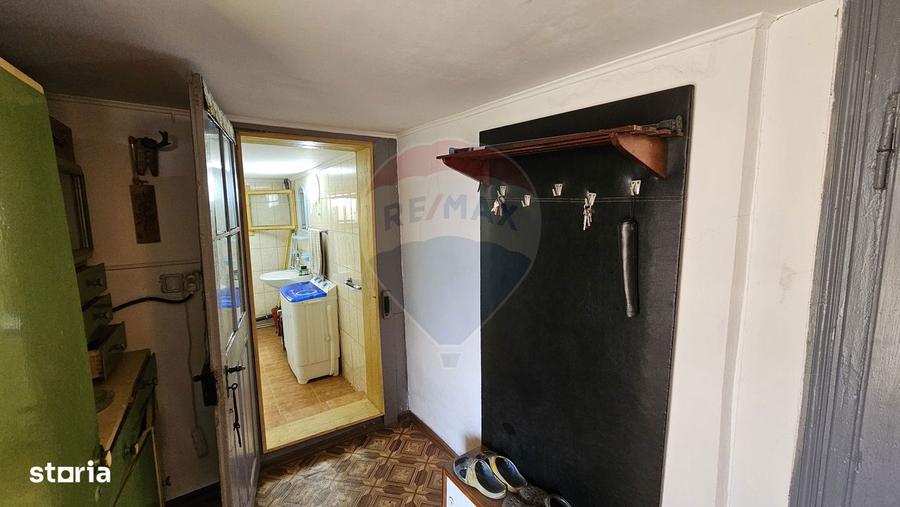 Casa / Vila cu 3 camere de vanzare-Cacica-Suceava - 11