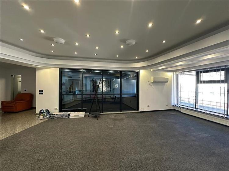 Inchiriere spatiu de birouri - 140 mp - pret cu utilitati incluse - 3