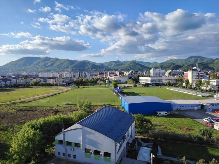 Inchiriez ap 2 camere decomandate central - 7