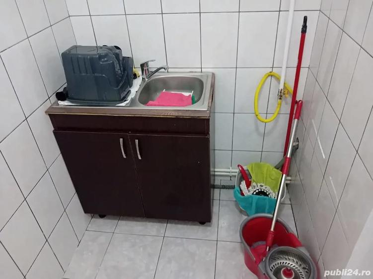 Garsoniera 24 mp, Pia?a Maratei, etaj 1, renovata, cu centrala termica ?i termopan. - 2