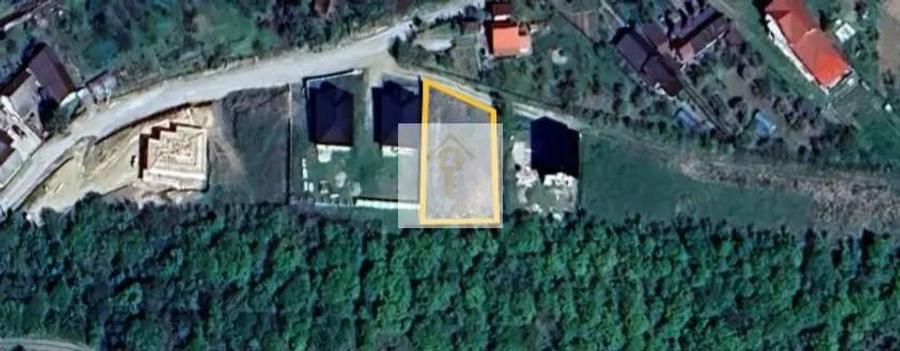 TEREN INTRAVILAN 594 MP ORADEA 38.000 EURO - 1