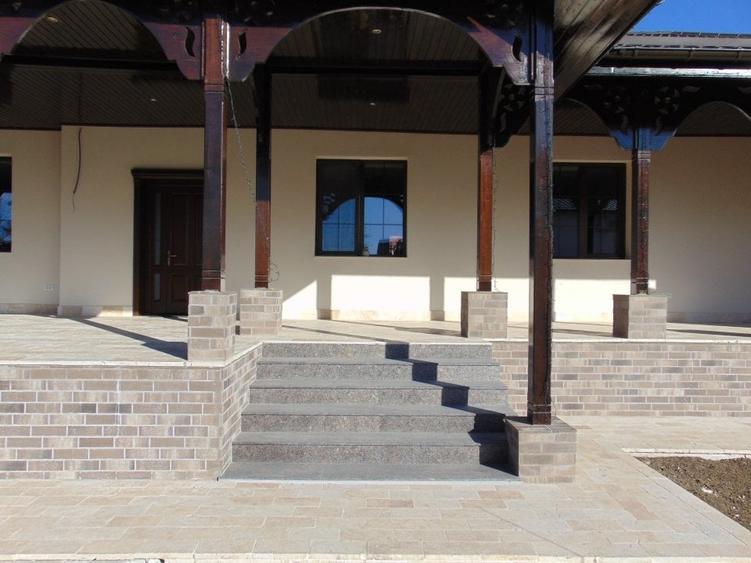 FARA COMISIOANE linga padure Vila 7 camere mobilata 4 bai 2 terase pe 1600mp - 13