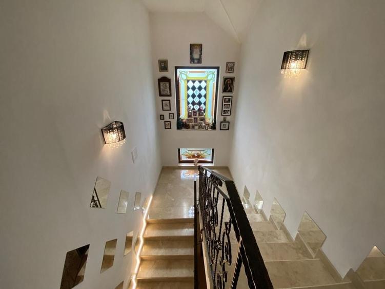 Refugiu elegant cu piscină privată &icirc;n inima Iancu Nicolae - 23