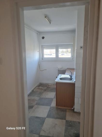 De vanzare apartament 2 camere - 7