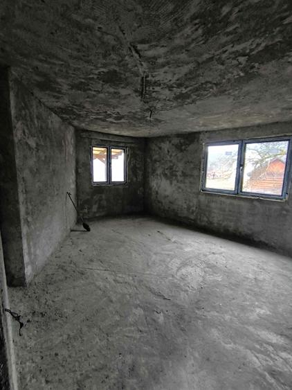 Casa de vanzare Viseu de Jos - 5