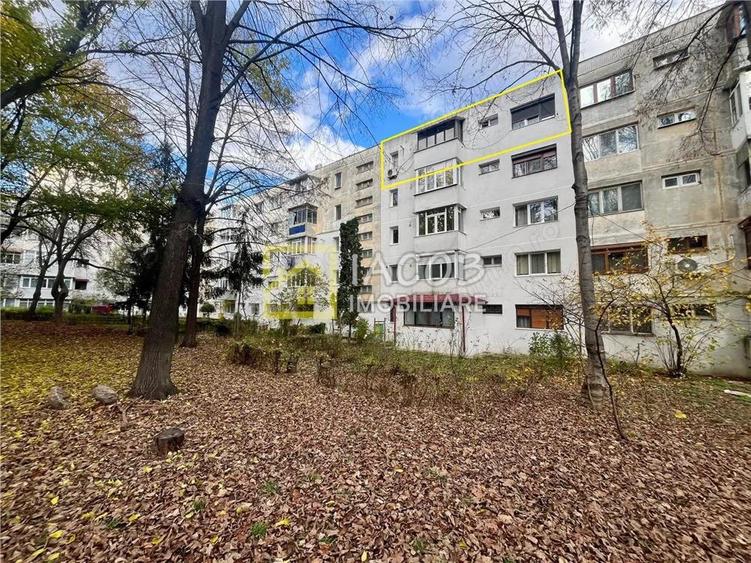 Apartament cu doua camere semidecomandate, zona Aviatori, Bacau - 8