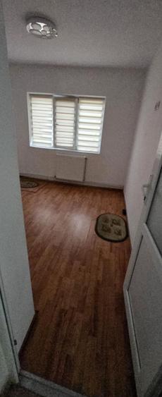 Apartament cu 3 camere de inchiriat - 8