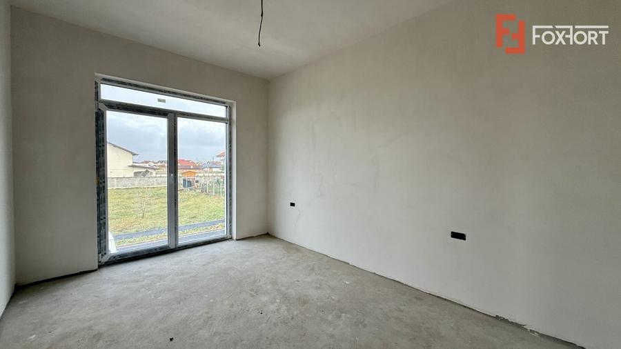 Duplex cu 5 camere de 128 mp utili si teren de 370 mp, zona Giarmata Vii - 11