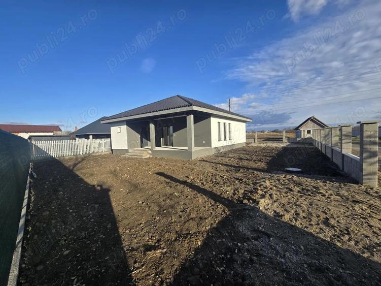 Casa Noua cu 3 camere - 102 mp | Teren 450 mp - 12