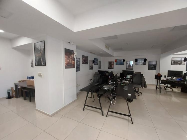 Centru - Bd. Mamaia , spatiu IDEAL BIROURI in cladire reprezentativa , 240 mp. - 6