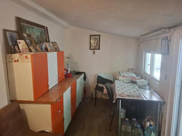 Garsoniera Centru Stradal Toate Utilitatile Bucatarie Separata Pivnita Parcare 2 parcele de gradina - 2