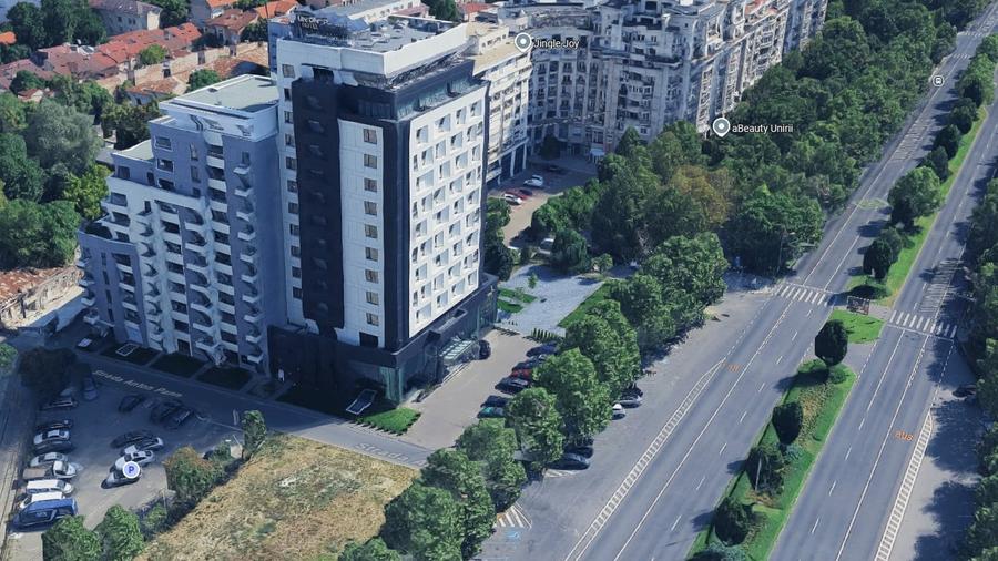Apartament cu 4 camere decomandat în P-ța Unirii
