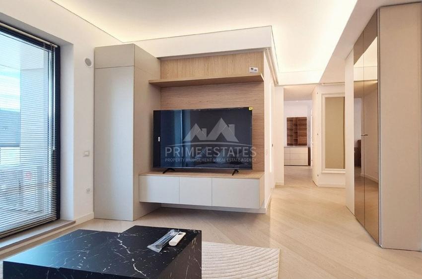 Apartament cu 3 camere decomandat, mobilat în Pipera