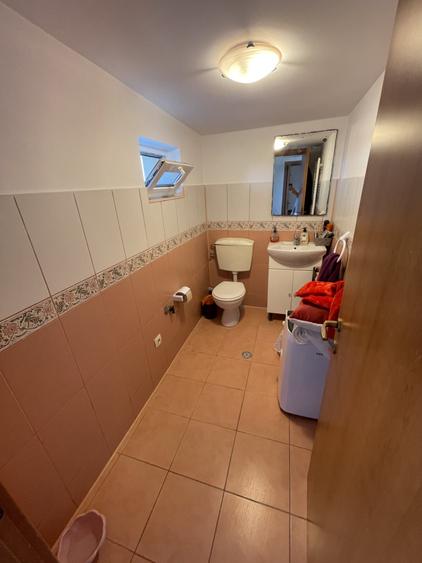 Duplex cu 8 camere cu Canalizare în Otopeni