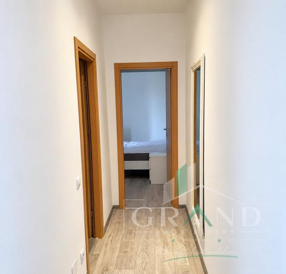 Apartament cu 2 camere semidecomandat, mobilat în Semicentral