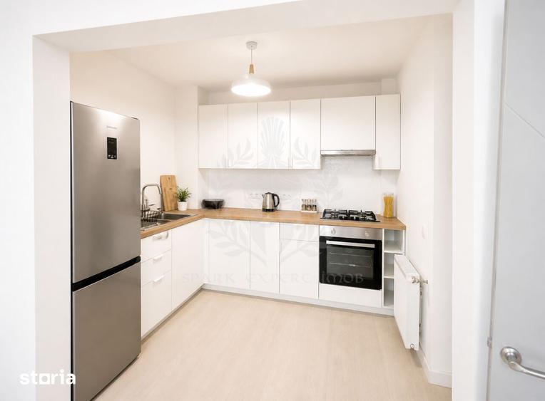 Apartament cu 2 camere decomandat, mobilat în Central