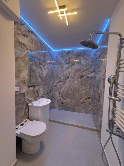 Apartament cu 2 camere semidecomandat în Săsar