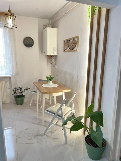 Apartament cu 2 camere decomandat în Independenței