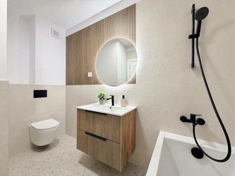Apartament cu 2 camere semidecomandat, mobilat în Florești