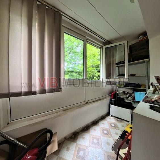 Apartament cu 2 camere semidecomandat, mobilat în Drumul Taberei
