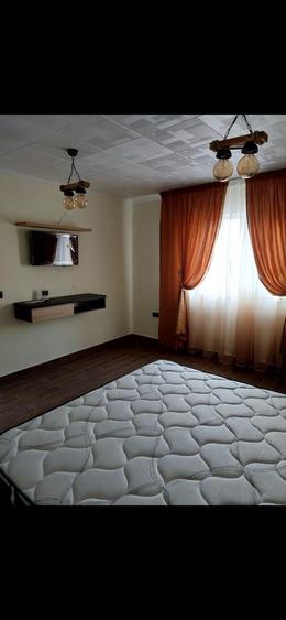Casă cu 3 camere cu Teren 180 Mp în Ultracentral
