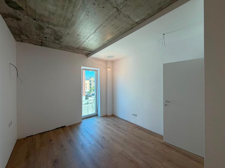 Apartament cu 2 camere semidecomandat în Pipera