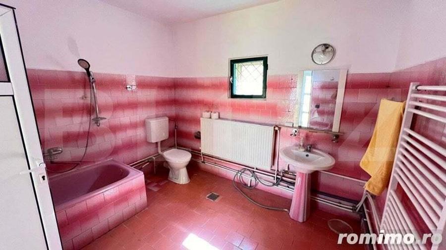 Casă cu 3 camere cu Canalizare în Sărărie