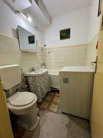 Apartament cu 2 camere semidecomandat în Calea Galați
