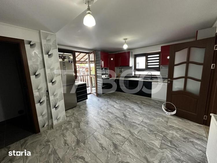 Casă cu 4 camere cu Teren 220 Mp în Șelimbăr