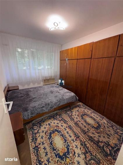 Apartament cu 2 camere semidecomandat în Berceni