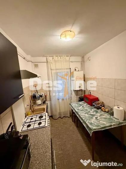 Apartament cu 2 camere semidecomandat în Nicolina