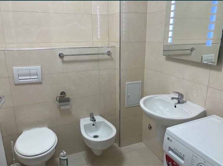 Apartament cu 3 camere decomandat în Nufărul