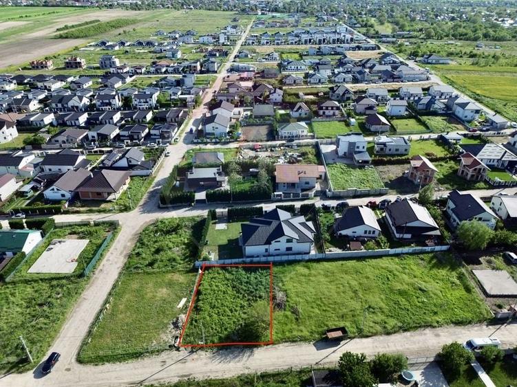 Teren Construcții intravilan de 500 mp, în Exterior Vest