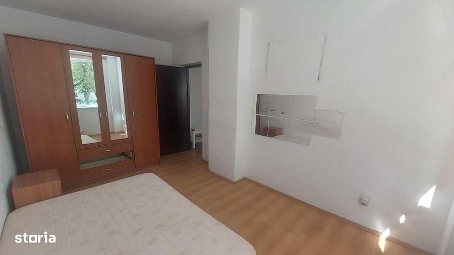 Apartament cu 2 camere semidecomandat în Horea