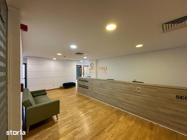Spațiu comercial, de 4,000 mp, în Central