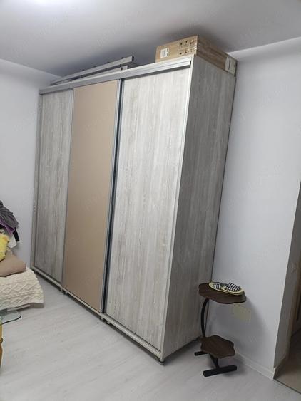 Apartament cu 2 camere decomandat în Dobroești
