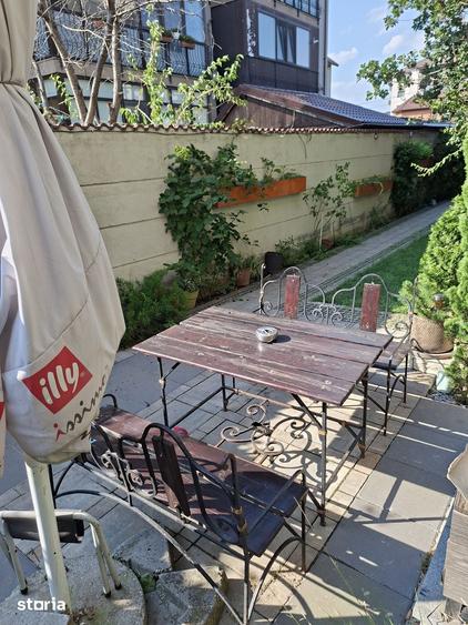 Apartament cu 3 camere în Dobroești