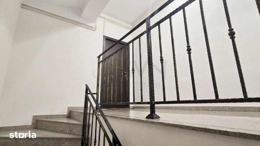Apartament cu 3 camere decomandat în Dămăroaia