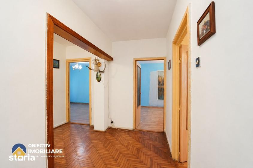 Apartament cu 3 camere decomandat în 1 Mai