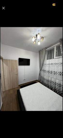 Vand apartament doua camere decomandat militari rezident - 11