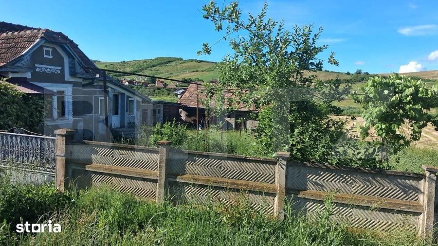 Casă cu 2 camere cu Teren 3750 Mp în Ceanu Mare