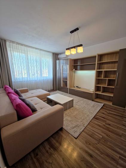 Apartament cu 2 camere decomandat în Circumvalațiunii